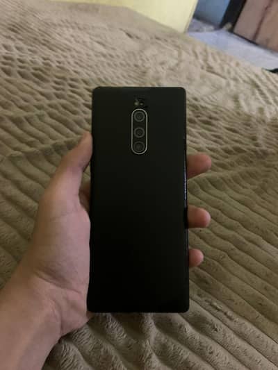 SONY Xperia 1 6gb. . . 64gb . . non. PTA