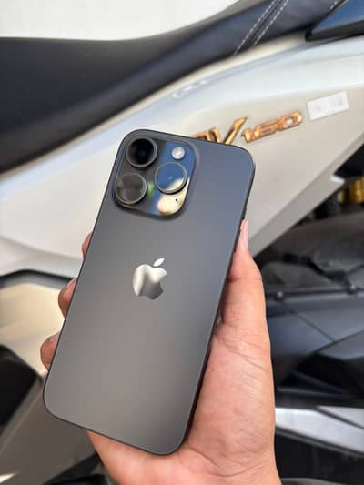 Iphone 15 pro 128 Black colour