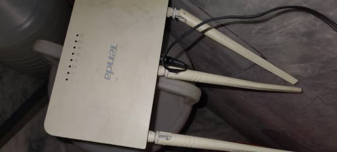 Tenda 3 Antenna Router