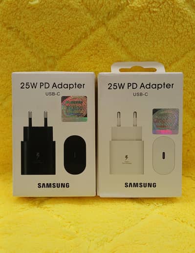 SAMSUNG 25w super fast charger