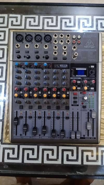 Behringer xx1204 USB new 