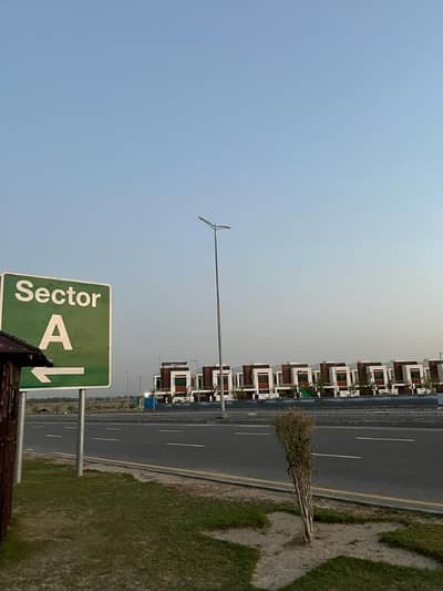 1 Kanal Top Location Plot Near To Theme Park Direct Access From 250ft Road