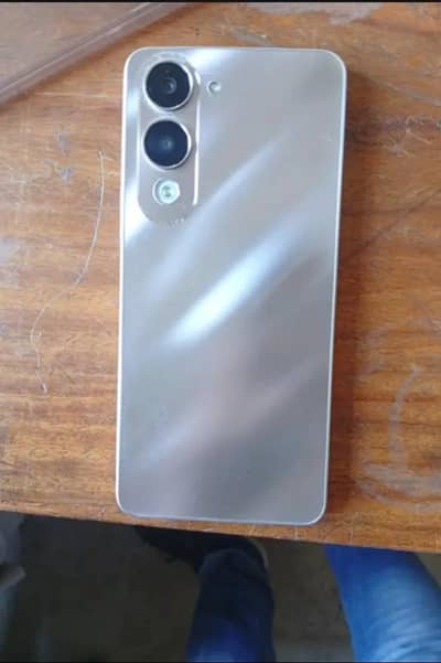 vivo y04 4+4 128gp hai complete box with warranty