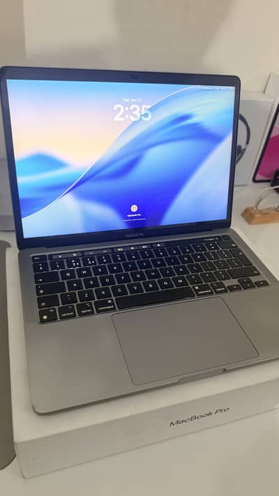 MacBook Pro M1 (13-inch) 2020 | 8GB RAM 256GB SSD | 10/10 Condition
