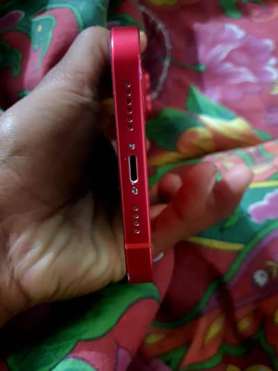 I phone 14 plus phone 10 by 9.5 condition