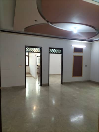 240 sq yards beutyfull portion for rent in gulshne ismil society