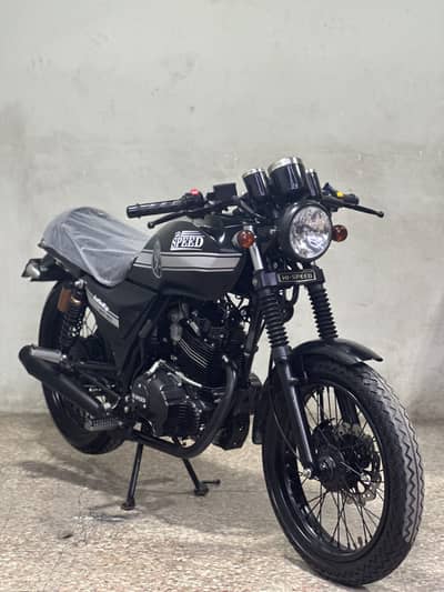 Hi speed infinity 150cc cafe racer ( 2000 km used only )