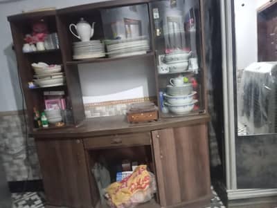 FULL STORAGE SHOW CASE