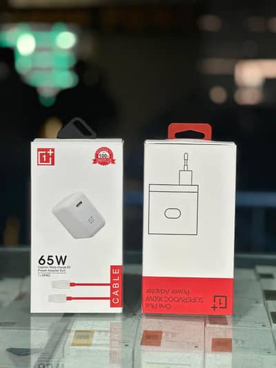 charger available 03094548735