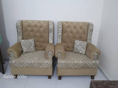 urgent sale 5 seater  sofa set
