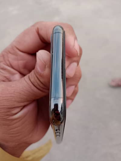 Brand new condition un tach mobail