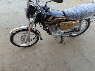 urgent sale 125 gold