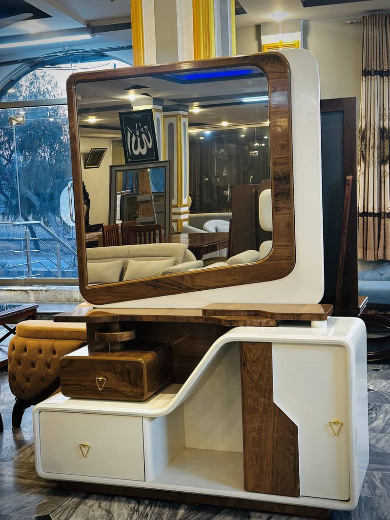 One bed two sides table one Drasing 1