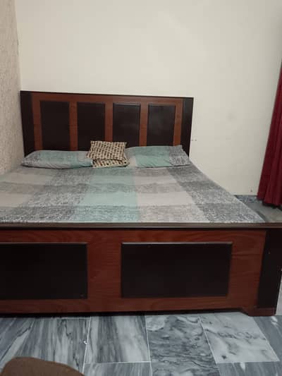 King size bed for sale without mattress