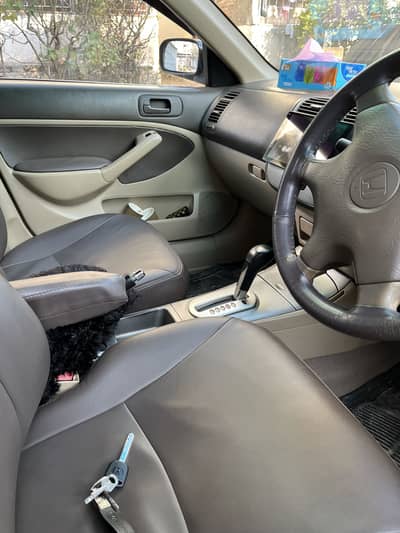 Total Geniune Civic Es.