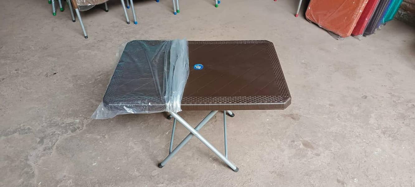 Plastic Chairs Table 13