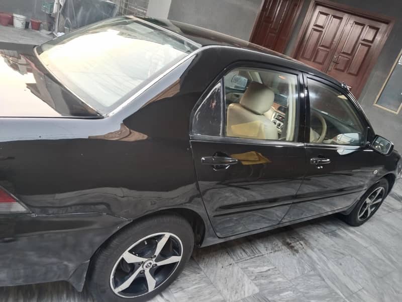 Lancer GLX automatic 6