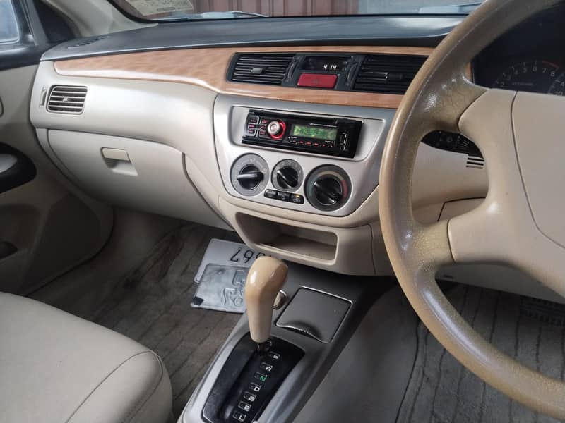 Lancer GLX automatic 12