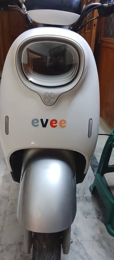 EVEE Nisa Electric Scooty 2025 Model