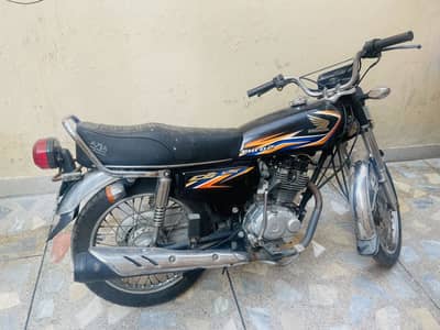 Honda CG-125 2018 end model. First Owner. Excellent condition.