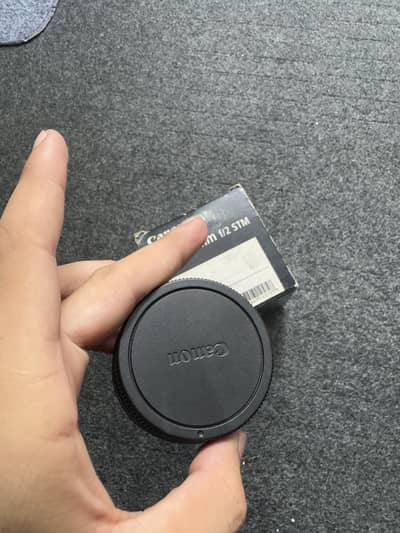 Canon 22mm f2 stm lens wide angel read ad