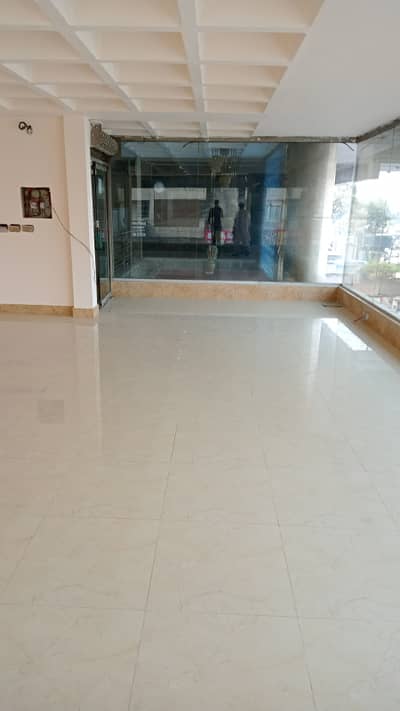 Gulberg Prime location 50000 sqft Building is available on rent.