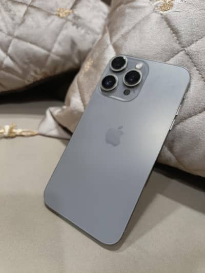 Iphone XR convert 15 pro