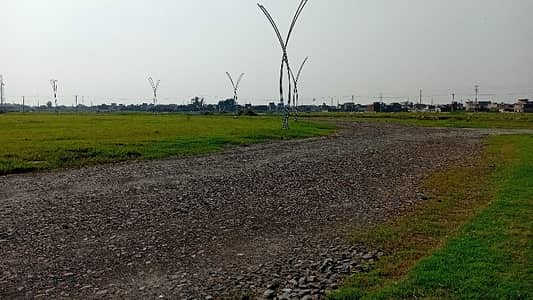 20 Marla Residential plot Available for sale in Chenab Orchard phase 2, City Gujrat