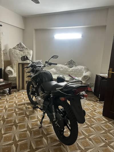 YBR125z BRAND NEW FOR SALE