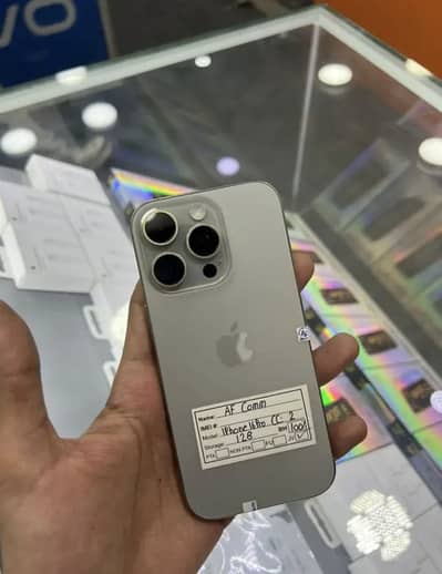 Iphone 16 pro only 2 cycles cont