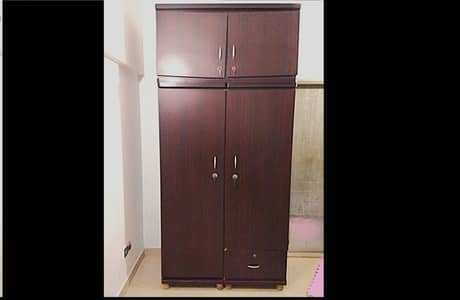 cupboard/wardrobe/almirah