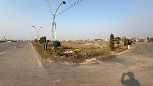 8 Marla Residential Plot Available For Sale In Installment Chenab Orchard Phase 2, City Gujrat