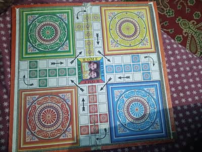 LUDDO Large Size + Gootian ( 3 per color) - LIKE NEW