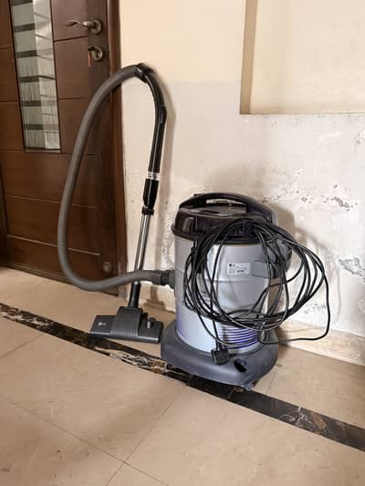 LG Vacuum Cleaner