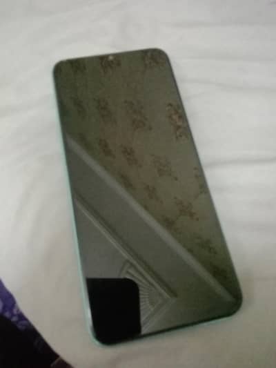 Mobile Tecno spark 8c