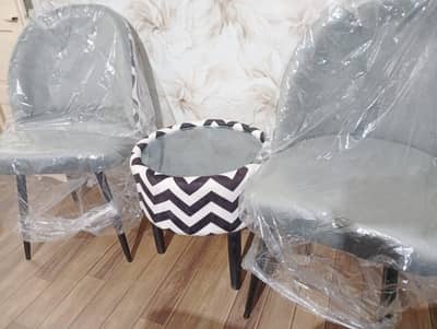 coffee chairs with table /  room chairs and table