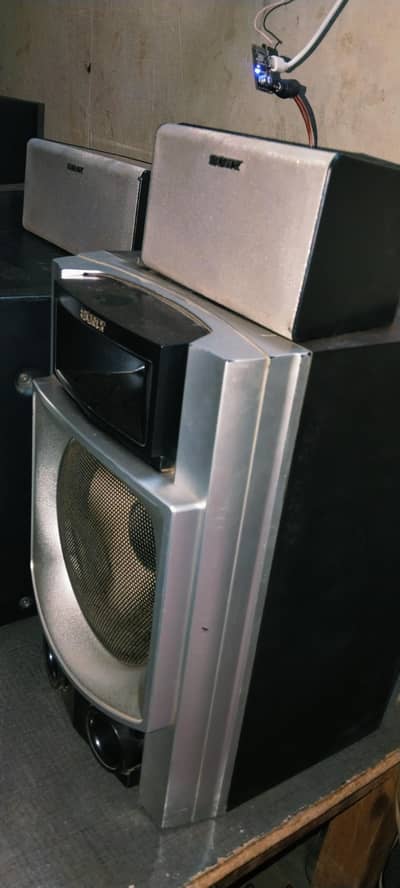 Sony Gnz 88D 5.1  Full ok set koi issue nhe nhe Hvy bass