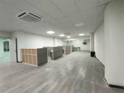 I-9 IT Building Office 5,000 Sqft Big Hall Best for IT and Call Center available for rent