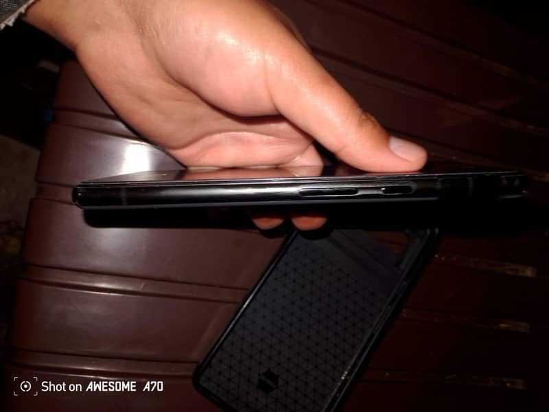 سیل کرنا ہے کوئی بھی مسئلہ نیہں ہے موبائیل میں 4