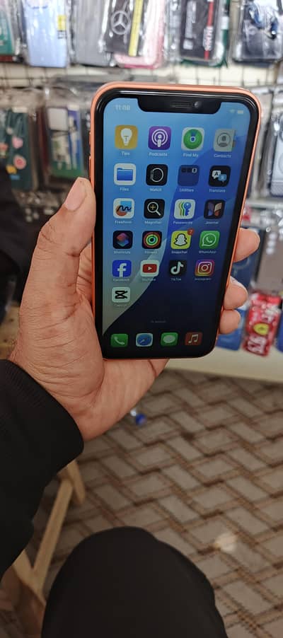 Iphone XR convert 17 pro