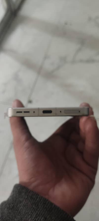 oneplus 13r 10 by 10 condition. 12/256