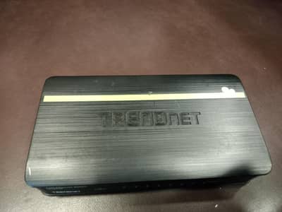 TRENDnet TE100-S8 8-Port 10/100 Fast Ethernet LAN Switch