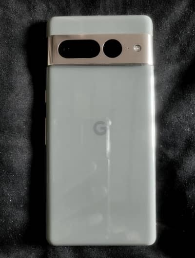 Google Pixel 7 Pro 12 GB / 128 GB Android 16 Updated