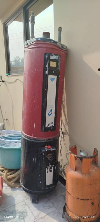 Selling Water Geyser Home Used