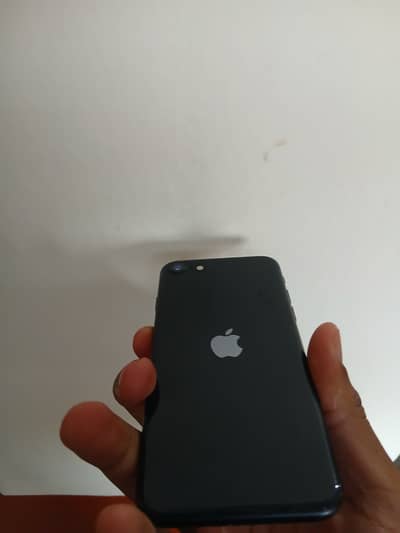iPhone se 3  with box