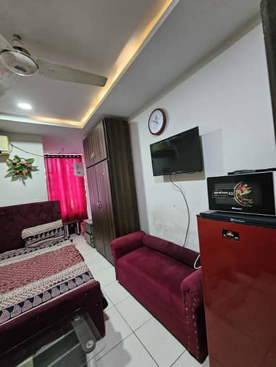 2bed luxury furnished per day apartment available for rent location E11-2 Islamabad