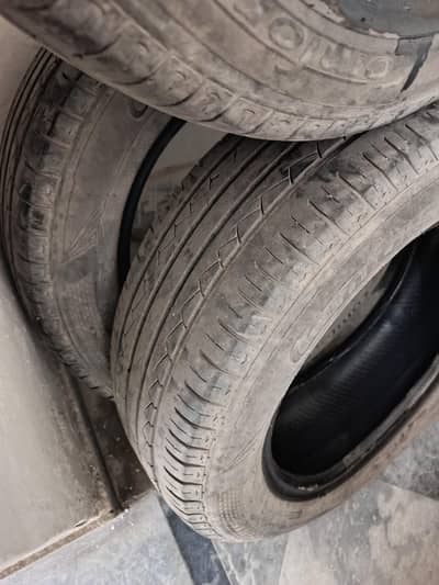 Tyre for Honda City Corolla 175/65/r15