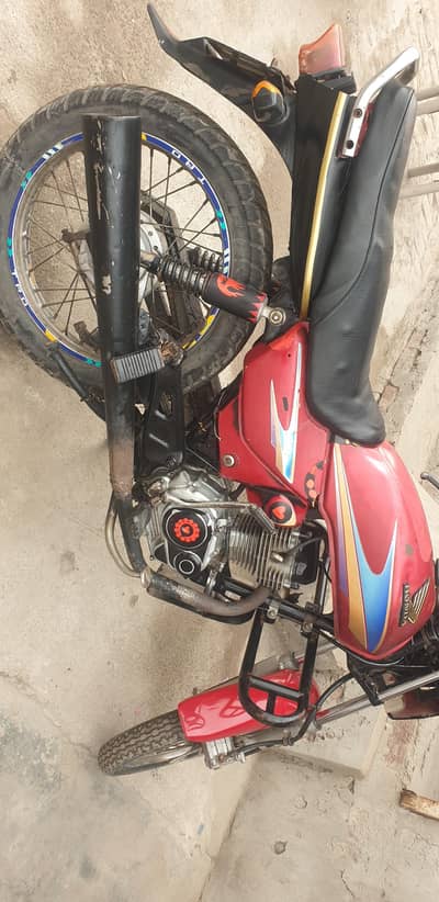 honda delux 125 2007 model