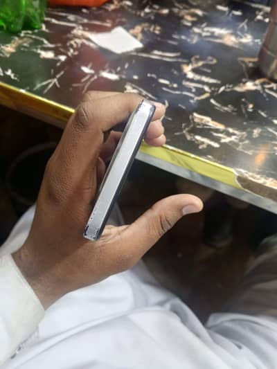 box and charger available all ok little bit rough ha bas