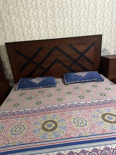 bed dressing table with 2 side tables and mattress